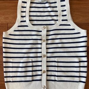Abercrombie sweater vest